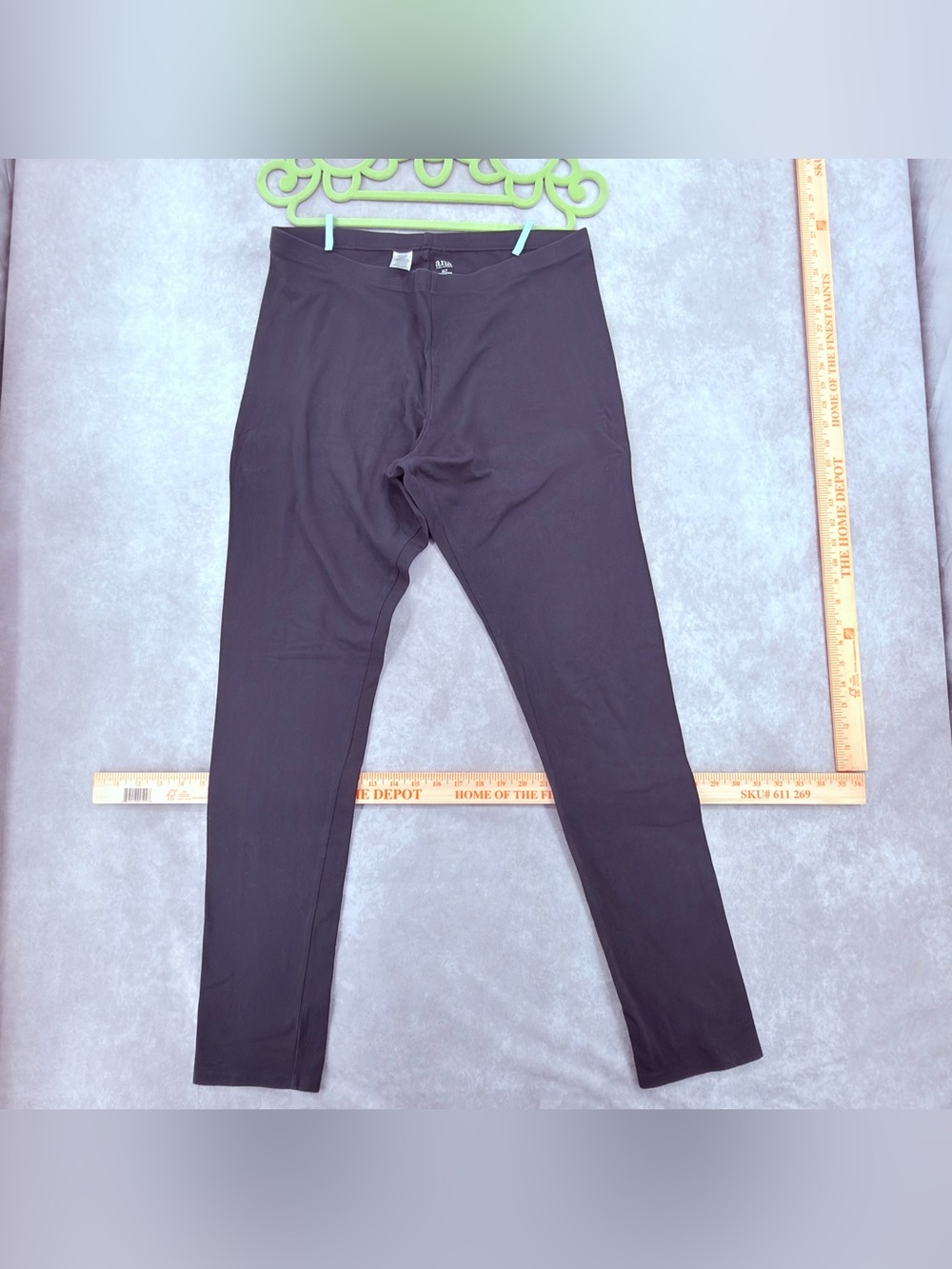 a.n.a Black Leggings - Solid Basic